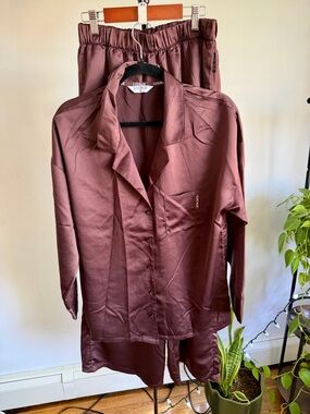 LOUNGE | 3-Piece Pajama Set | Brown | Size Medium